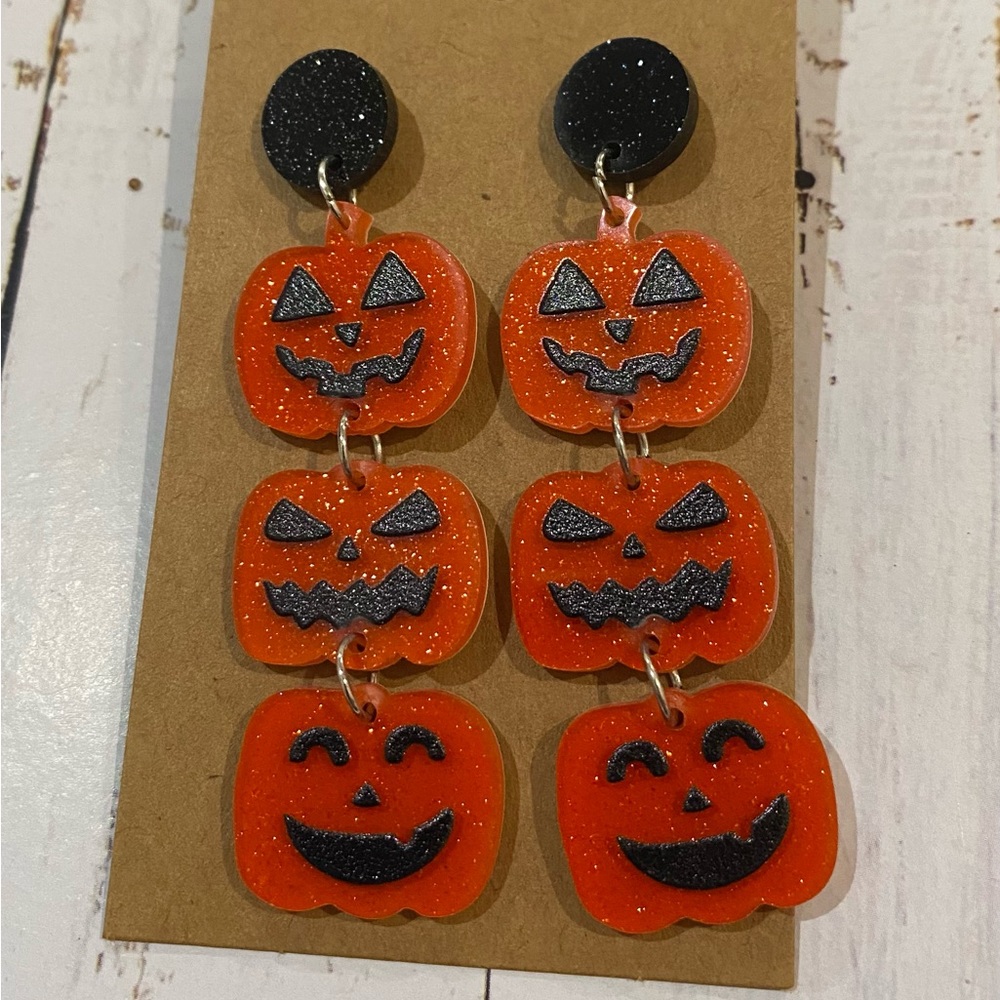 Hanging Pumpkin Earrings